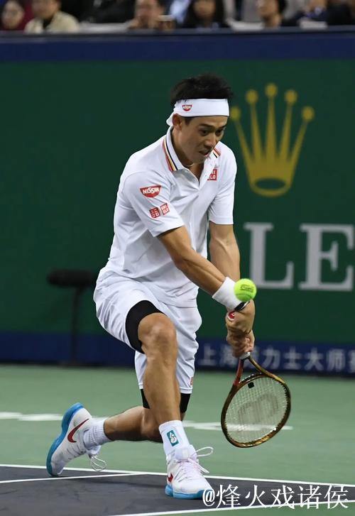 上海大师赛沙波瓦洛夫生涯200胜 锦织圭逆转晋级